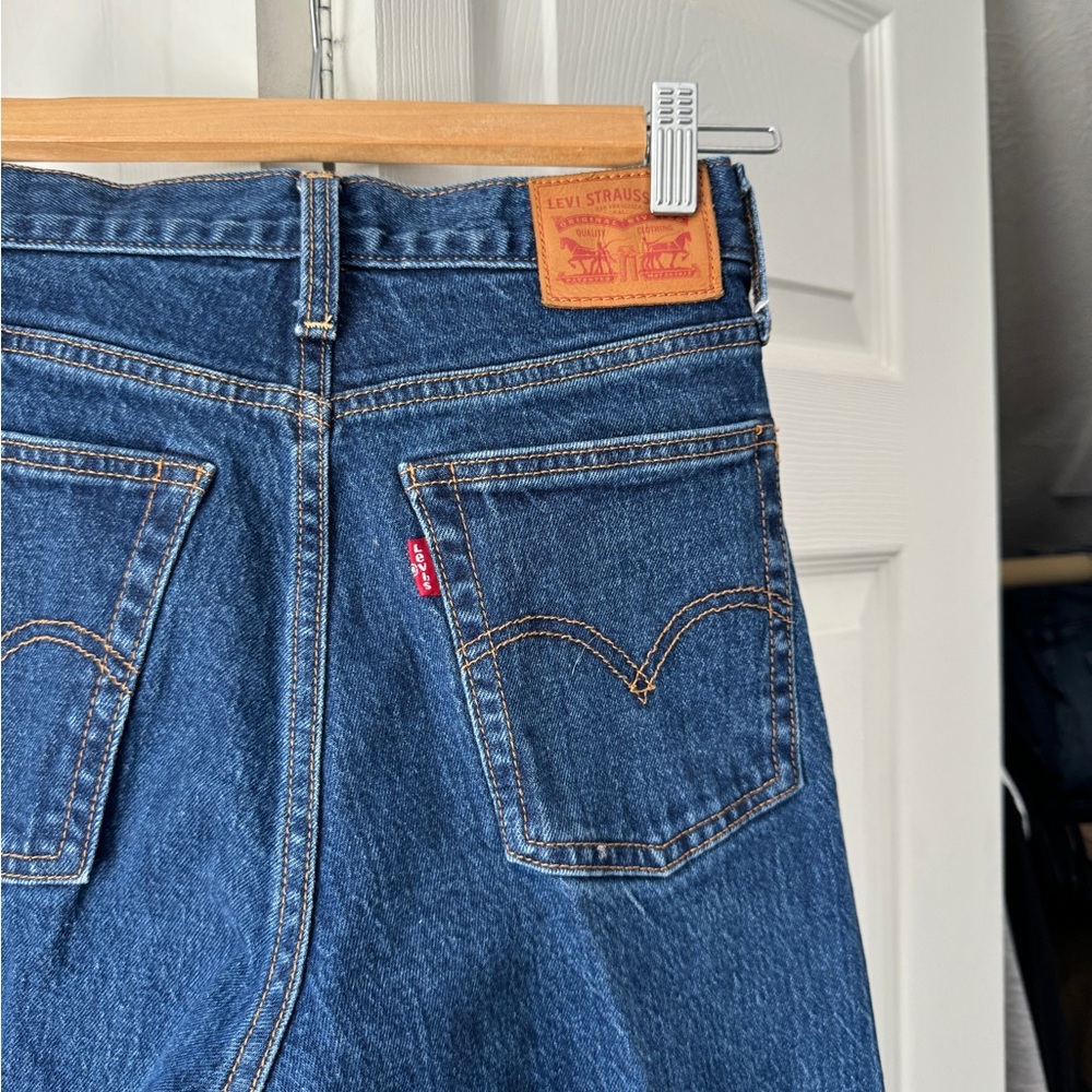 501® ORIGINAL CROPPED LEVIS WOMEN'S BLUE JEANS